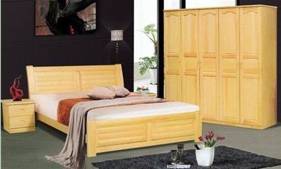 新進(jìn)萬套家具建材新品齊聚香江家居品牌工廠批發(fā)城，引領(lǐng)實(shí)木家具新風(fēng)尚